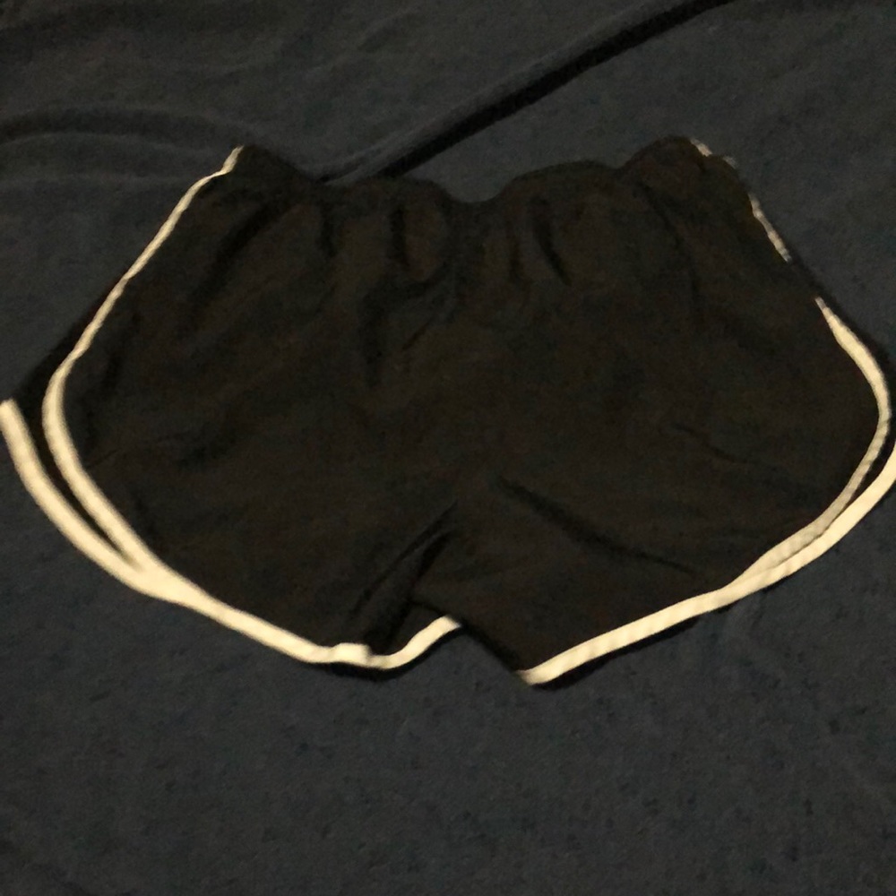 Black workout shorts with liner. Nike